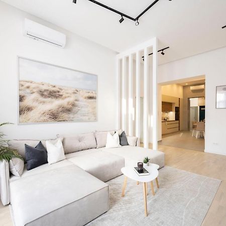 Luxurious & Spacious Central Residence With Balcony Budapest Ngoại thất bức ảnh