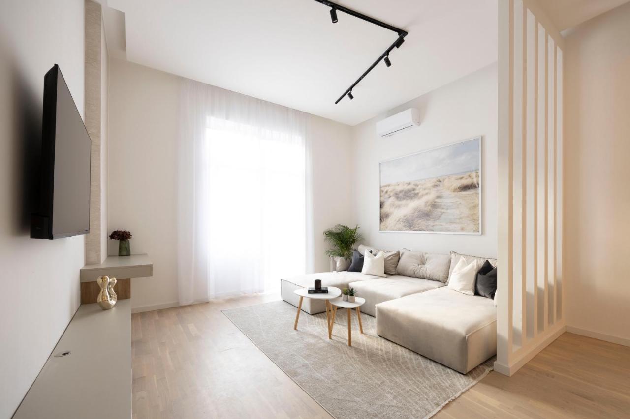 Luxurious & Spacious Central Residence With Balcony Budapest Ngoại thất bức ảnh