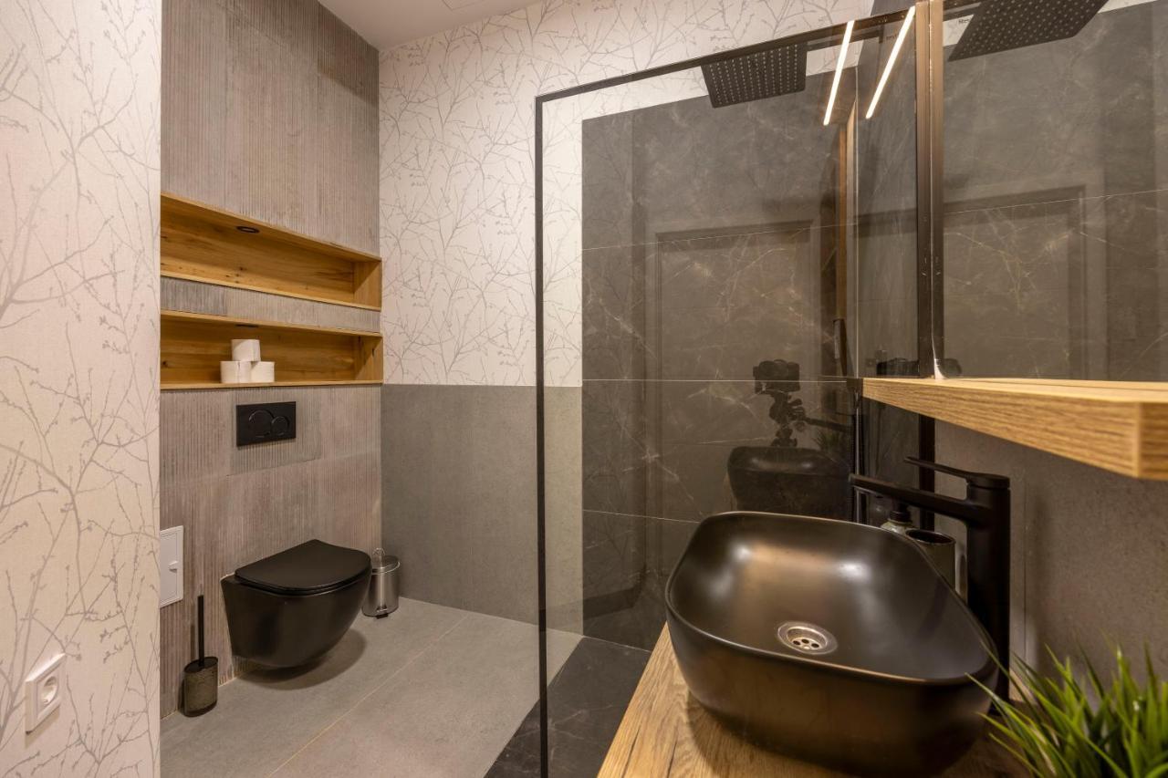 Luxurious & Spacious Central Residence With Balcony Budapest Ngoại thất bức ảnh