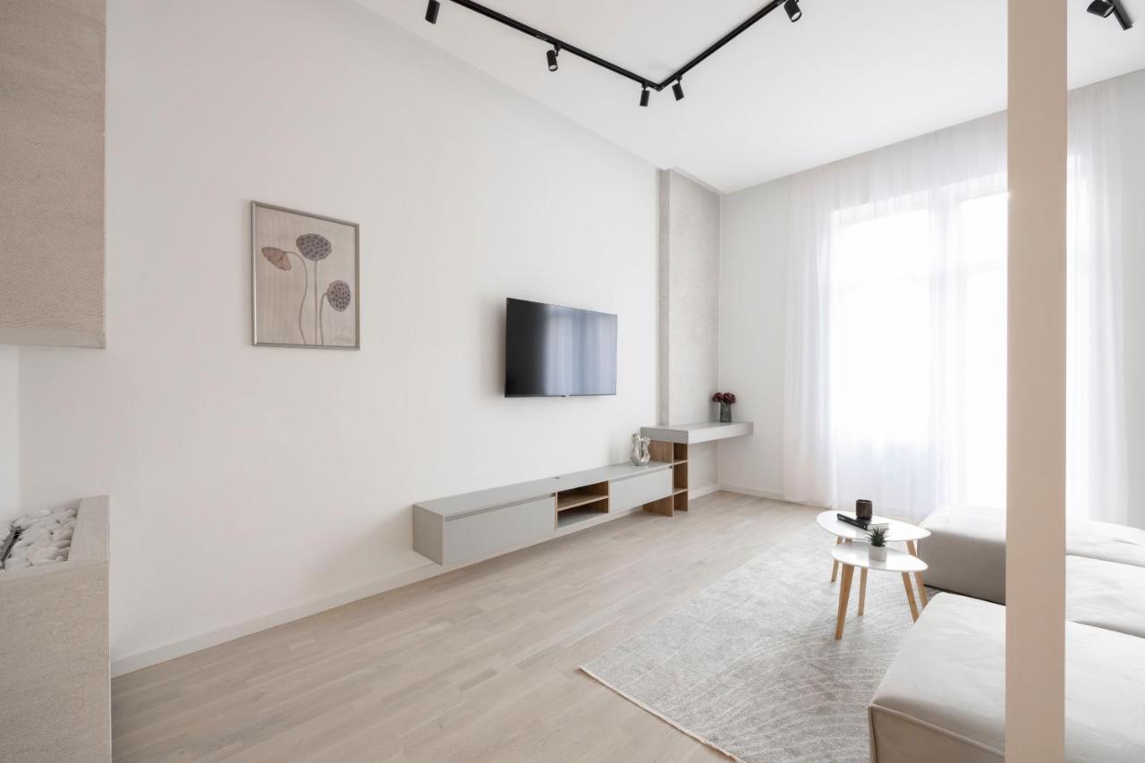 Luxurious & Spacious Central Residence With Balcony Budapest Ngoại thất bức ảnh