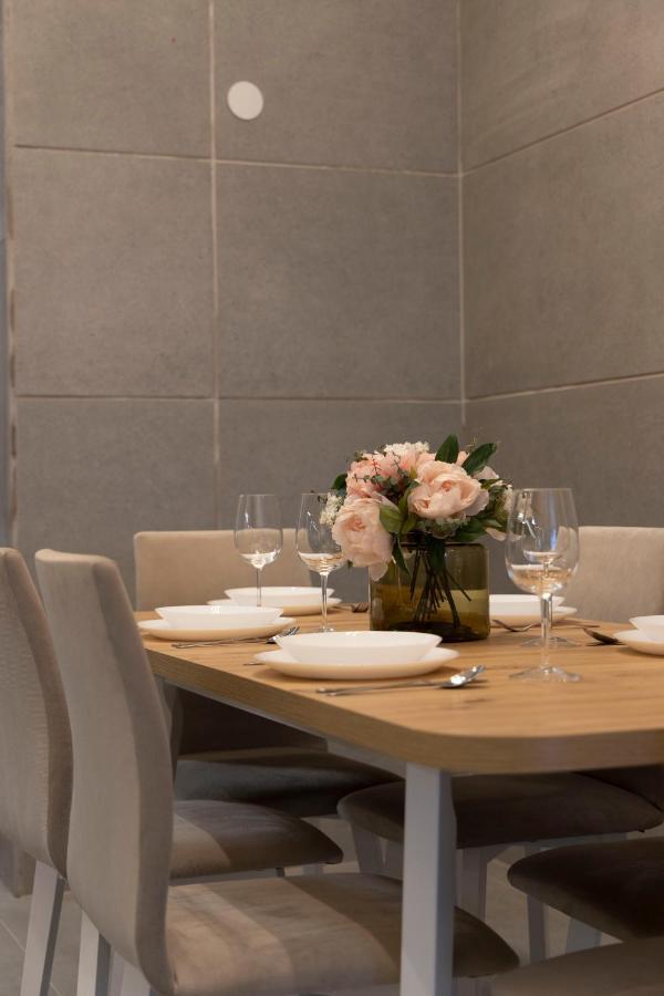Luxurious & Spacious Central Residence With Balcony Budapest Ngoại thất bức ảnh