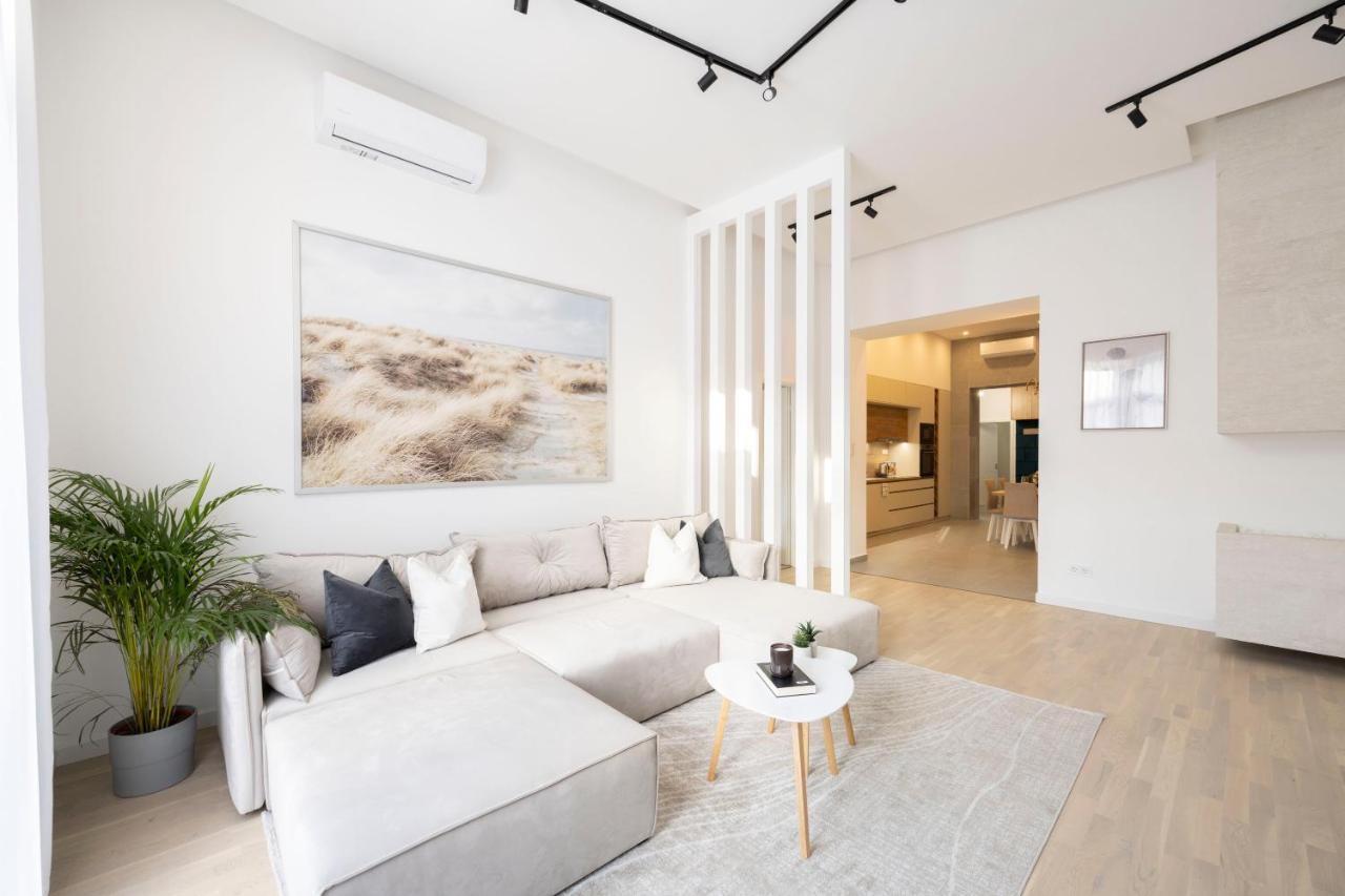 Luxurious & Spacious Central Residence With Balcony Budapest Ngoại thất bức ảnh