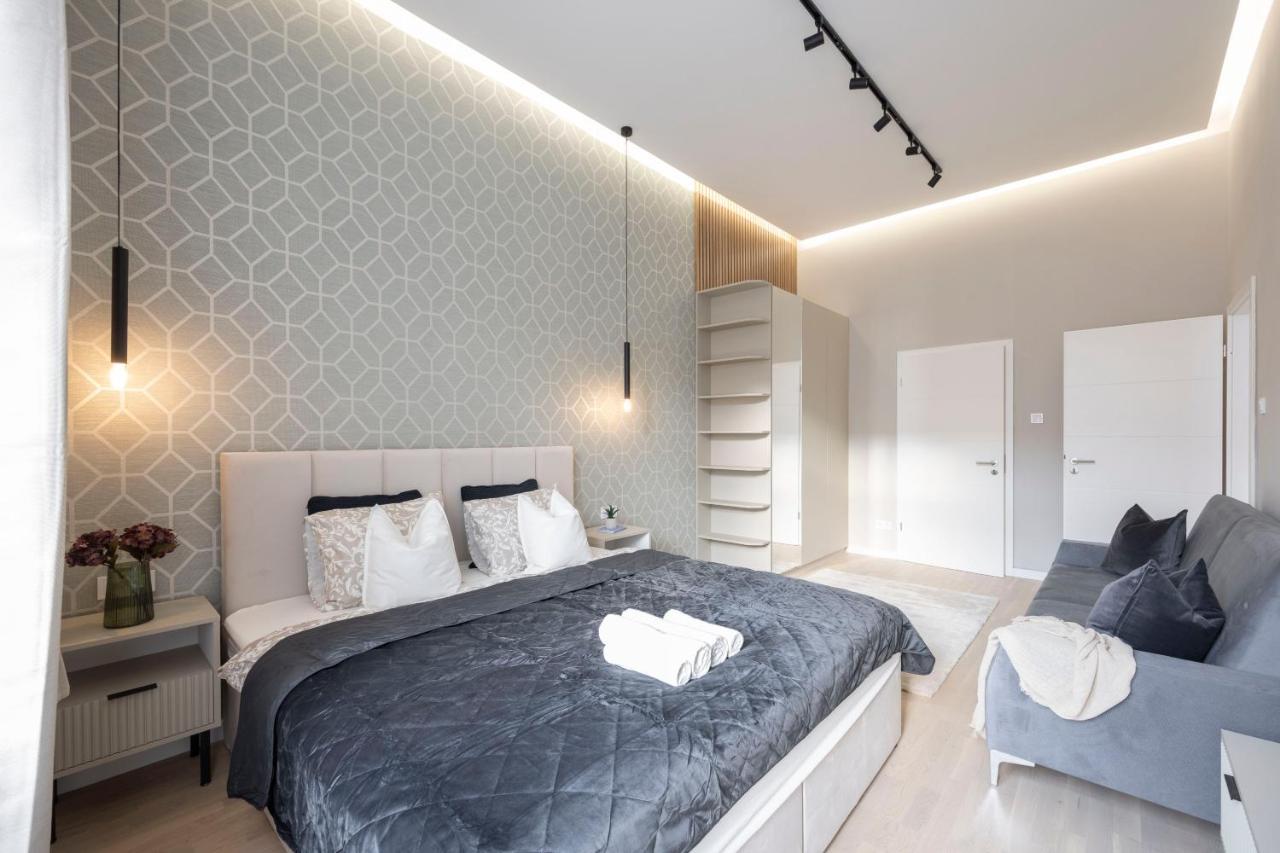 Luxurious & Spacious Central Residence With Balcony Budapest Ngoại thất bức ảnh
